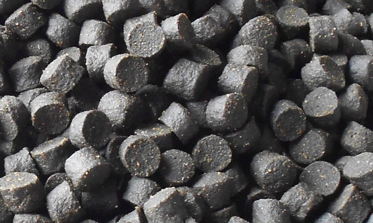 Carp Pellets Black 16mm 25kg