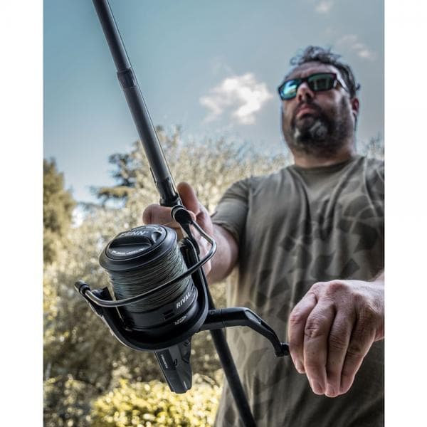 Penn Rival Longcast Black 8000 - foto 5